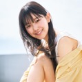 櫻坂46四期生・山川宇衣「ヤンジャン」表紙抜擢 オフショルワンピで美肌輝く 画像
