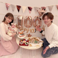 辻希美、杉浦太陽と一緒に次女の百日祝い「毎日沢山の幸せを杉浦家にくれる」「大好きっ」 画像