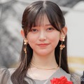 乃木坂46池田瑛紗、美肩輝くオフショルワンピ姿に「上品で美しい」「プリンセスみたい」と絶賛の声 画像