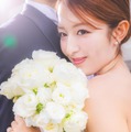 双子モデル“りかりこ”りか、結婚を発表 お相手とのウェディングフォト公開「一生に一度のこの瞬間をゆっくり噛みしめています」 画像