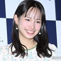 関水渚、ジュエリー纏ったノースリ姿公開「品がある」「大人の色気」と反響 画像