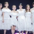 AKB48 20周年記念公演千秋楽、前田敦子「桜の木になろう」独唱で幕開け 高橋みなみ・小嶋陽菜ら1期生との歌唱で歓声＆すすり泣く声も 画像