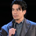 伊藤英明「東京コミコン」登壇で喜び「夢が叶いました」号外配布で観客殺到・作品の反響も明かす 画像