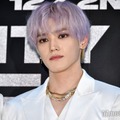 NCT 127テヨン、除隊後初のインスタ更新 上裸で肉体美・母とのハグショットも披露「おかえりなさい」「待ってたよ」の声 画像