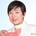 桃井かおり、貴重な夫婦2ショット公開「旦那様かっこいい」「クリスマス風コーデ素敵」の声 画像