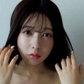 元乃木坂46斉藤優里、美谷間くっきり大胆な艶姿「FLASH」6年ぶり登場 画像