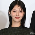 浜辺美波、雰囲気一変ノースリーブ姿が話題「メイクで印象変わる」「思わず二度見」 画像