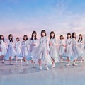 日向坂46松田好花、坂道グループ初の挑戦 全員参加曲「涙目の太陽」作詞担当 画像