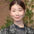 「虎に翼」よね役話題の土居志央梨、美背中ショットに絶賛の声「色っぽい」「素敵すぎてドキドキする」 画像