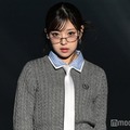 MINAMI、白レースタイツ＆ネクタイがポイント 笑顔封印でモードな雰囲気【TGCあいち・なごや2026】 画像