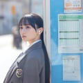 乃木坂46川崎桜1st写真集、グレー制服でセンター楽曲「17分間」オマージュ 1st写真集先行カット第5弾解禁【エチュード】 画像