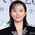 比嘉愛未「ほっとひといき」健康的な料理並ぶ食卓に「器も盛り付けも素敵すぎる」「バランスも良くて理想のご飯」の声 画像