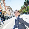 乃木坂46川崎桜、5期生センター曲「17分間」オマージュ衣装でニースの街歩く 1st写真集4種の裏表紙解禁【エチュード】 画像