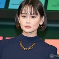 emma、ミニワンピで美脚披露「全身のバランスが神」「透明感溢れてる」と反響 画像