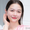 村重杏奈「身体ピタピタ系なお衣装」で美スタイル披露「大人の色気すごい」「メリハリのあるボディライン」と反響 画像