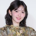 鈴木愛理、花柄上品ワンピで魅力放出 モットー明かす「絶対にやるっていうほうを選んで…」 画像