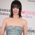 「イカゲーム」出演女優、ミニ丈から圧巻美脚披露「とにかく美しい」「スタイル抜群」の声 画像