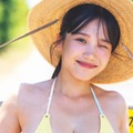 “現役OL”グラドル堀みなみ、ビキニから美バスト披露 キュートなウインクで魅了 画像
