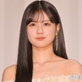 元乃木坂46中村麗乃、美肌輝くノースリコーデでディズニー満喫「スタイルレベチ」「オーラ隠せてない」と反響 画像