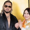 プロレスラーのイヨ・スカイ＆NARAKU選手、結婚発表 “日本人で初”夫婦でWWE所属選手に プロポーズの言葉・公表理由に言及 画像