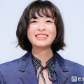 森七菜、スリットから美脚ちらり シックな衣装姿に「大人の色気凄い」「艷やかな透明感」と反響 画像