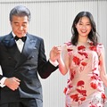 西野七瀬、舘ひろしエスコートでレカペ降臨「あぶ刑事」以来の再共演「情けない姿とかも引き出せた」【免許返納!?】 画像