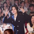 Aぇ! group佐野晶哉、撮影初日に“ガチ寝”疑惑 ＝LOVE野口衣織の証言で好感度回復【おそ松さん 人類クズ化計画!!!!!?】 画像