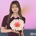 紺野彩夏、カリフォルニアディズニーで美脚披露「おしゃれ上級者」「スタイル抜群」と反響 画像