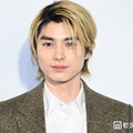 日曜劇場「ＧＩＦＴ」本田響矢、金髪から黒髪チェンジで雰囲気ガラリ「大人っぽくて素敵」「ドラマとは別人みたい」 画像