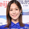 1児の母・鷲見玲奈、ミニスカゴルフウェアから美脚スラリ「上品でとってもお似合い」「スタイルの良さが一層際立つ」の声 画像