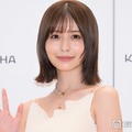長濱ねる、ノースリコーデに反響「肌の透明感半端ない」「理想のライン」 画像