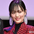 山下美月、肩出しドレス姿に絶賛の声「美しさが限界突破」「骨格から綺麗」 画像