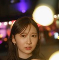 日向坂46藤嶌果歩、黒ドレスに身を包み大人な表情 1st写真集先行カット第6弾解禁 画像