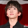 板垣李光人「初日で全部出した感がありました」実写初主演映画の撮影回顧 綱啓永＆ME:I・MOMONAが共感【口に関するアンケート】 画像