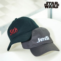 Jedi/Cap / Sith/Cap© & Lucasfilm Ltd.