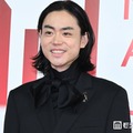 【MAJ2026】菅田将暉「MAJ」レカペ降臨 ファンに笑顔でピースサインも 画像