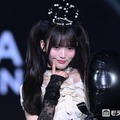 CUTIE STREET真鍋凪咲、王冠×変形ドレス着こなす「似合いすぎ」「かっこいい」と反響【オキコレ2026】 画像