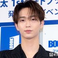 野村康太、1stフォトブックで2年ぶり運転「時速10kmぐらい」“デート”テーマの撮影裏話明かす【隣の君】 画像