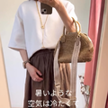 夏の「 白×ブラウン」コーデ。鉄板カラーを爽やかに仕上げる秘訣とは【40代の毎日コーデ】 画像