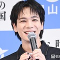 JO1豆原一成、ドラマ現場に全員分の差し入れ持ってきたメンバー明かす「プライベートで来てくれて」 画像