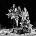 女王蜂、新曲「星」がTVアニメ『天幕のジャードゥーガル』EDテーマに決定｜7月には海外公演も控える 画像