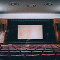 世界線選択ゲーム「僕たちの映画館」©僕たちの映画館2026製作委員会