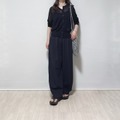 【ユニクロ】黒シアーカーデで細見えと涼しさを実現。黒でまとめた夏のきれいめリラックス【40代の毎日コーデ】 画像