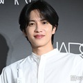 志尊淳「結婚会見みたい（笑）」フォトセッションで戸惑い 美肌披露＆朝のこだわり明かす 画像