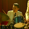 ドラム:石若駿/『SUKIYAKI 上を向いて歩こう』© 2026 映画「SUKIYAKI 上を向いて歩こう」製作委員会