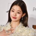 IVEウォニョン、黒髪前髪ありのハロウィンディズニー秘蔵ショット公開「思い出共有してくれて嬉しい」「オーラが隠せてない」の声 画像