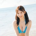 日向坂46藤嶌果歩、マイアミビーチ波打ち際で遊ぶ姿 1st写真集ポストカード第6弾公開【果実の歩幅】 画像