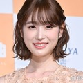 高橋ひかる、圧巻美脚際立つショーパンコーデに絶賛の声「スタイル抜群」「身体の半分以上脚」 画像
