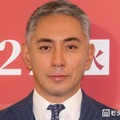 市川團十郎、長男・勸玄の取材中ショット公開「どんどんお父さんに似てきてる」「すっかり美青年」と反響 画像