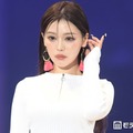 せいせい、胸元開いたスパイダーマン風ボディスーツ姿披露「セクシー」「プロポーション神」と反響 画像